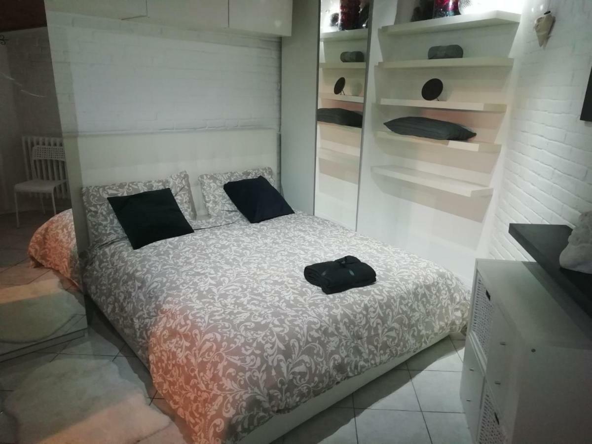 Sweet Apartment Suite Castelmerlo 볼로냐 외부 사진